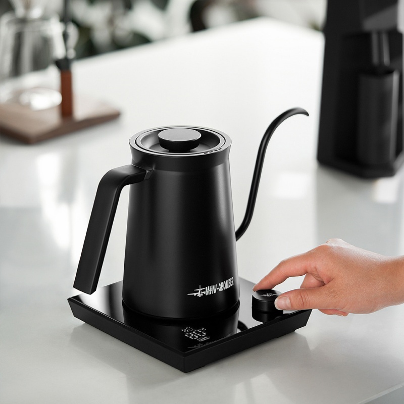 MHW-3BOMBER غلاية قهوة كهربائي - مراجعة Electric Kettle Temperature Control وسعره